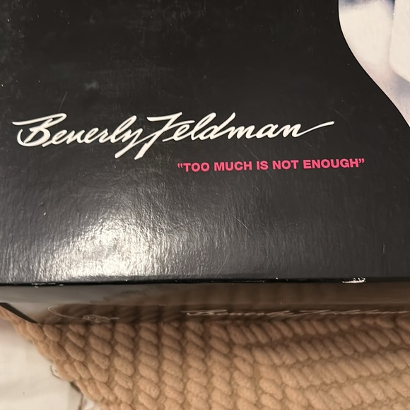 Beverly Feldman Wedge - Picture 8 of 8